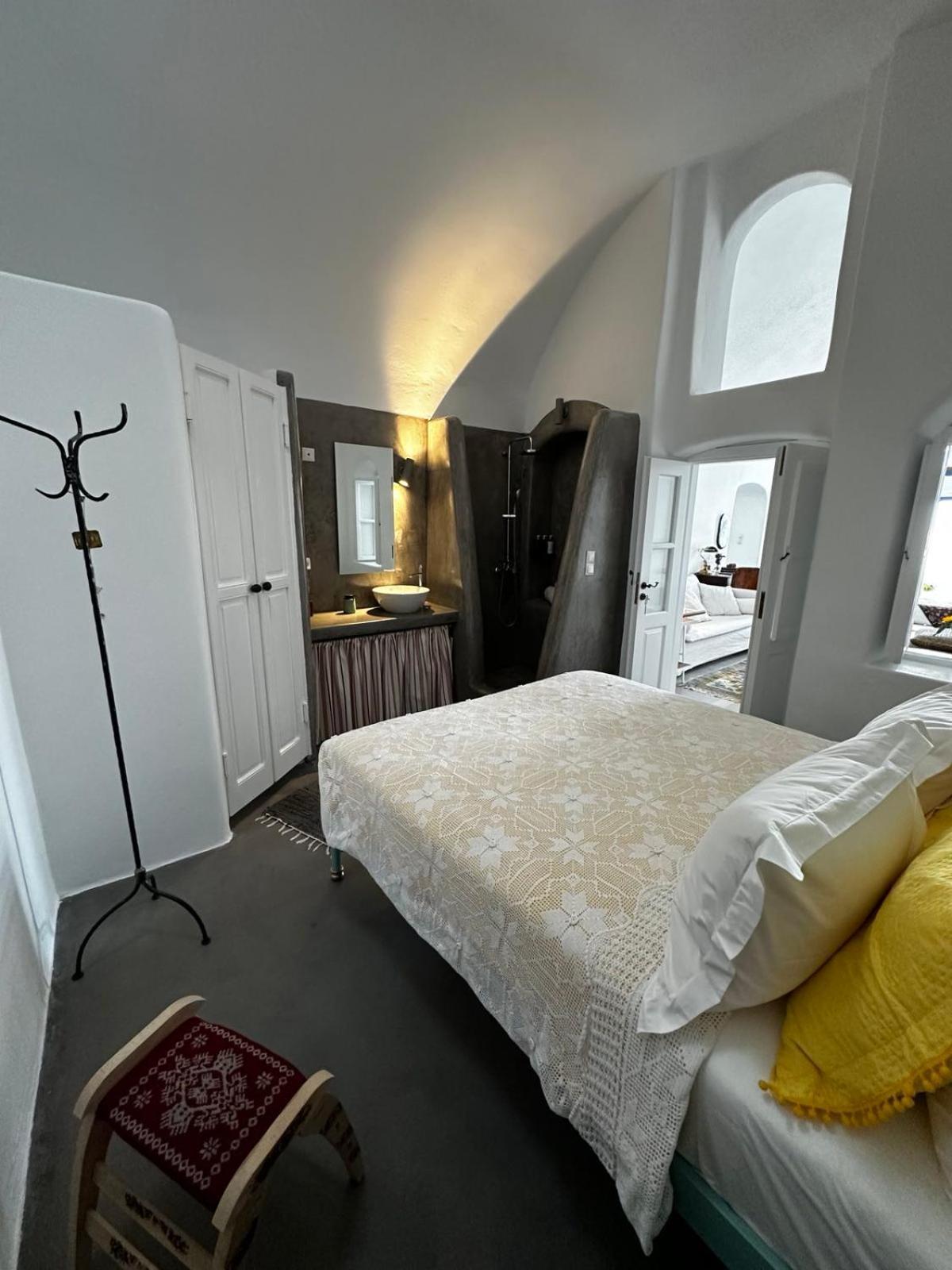 Castellana Cycladic House