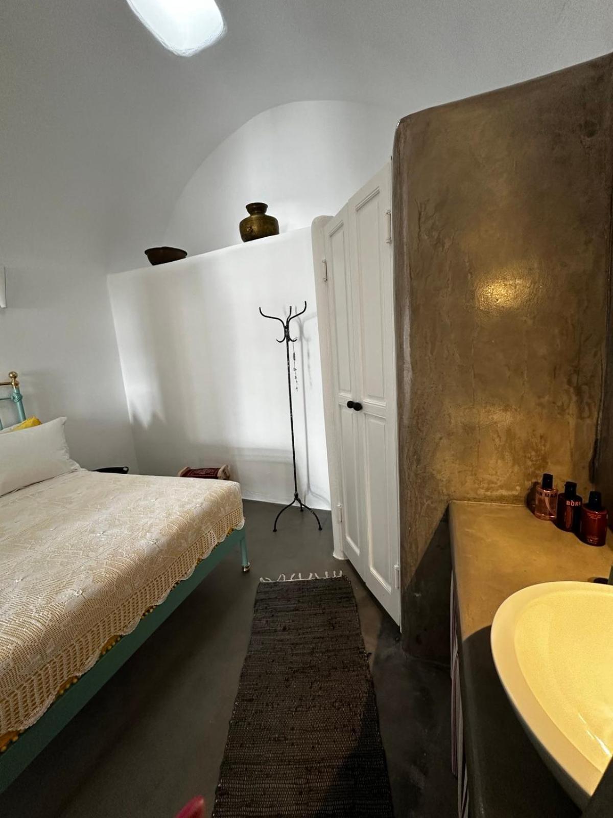 Castellana Cycladic House Holiday home *