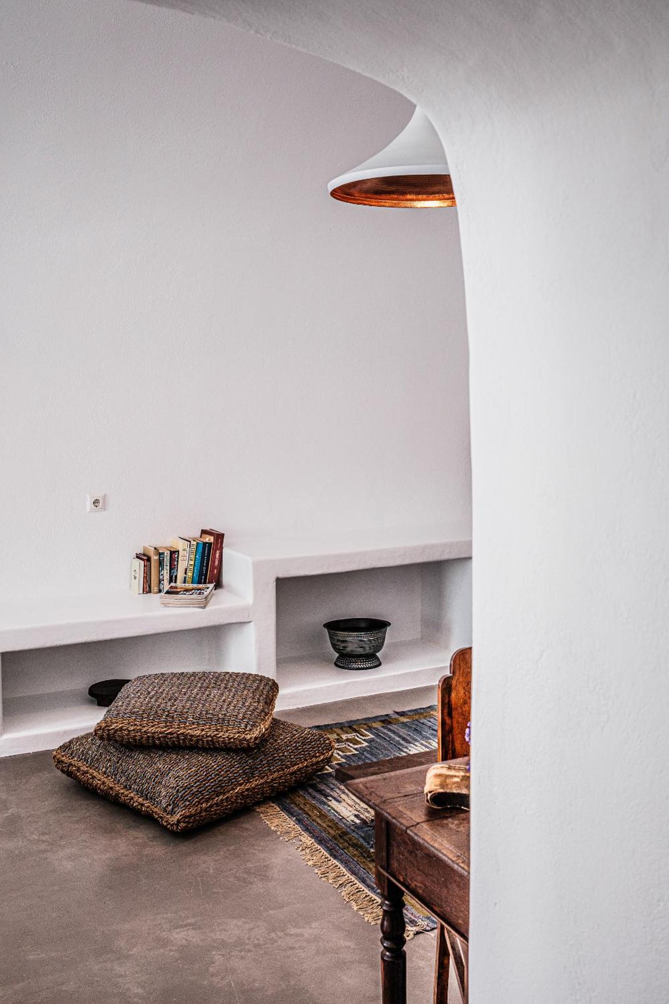 Castellana Cycladic House