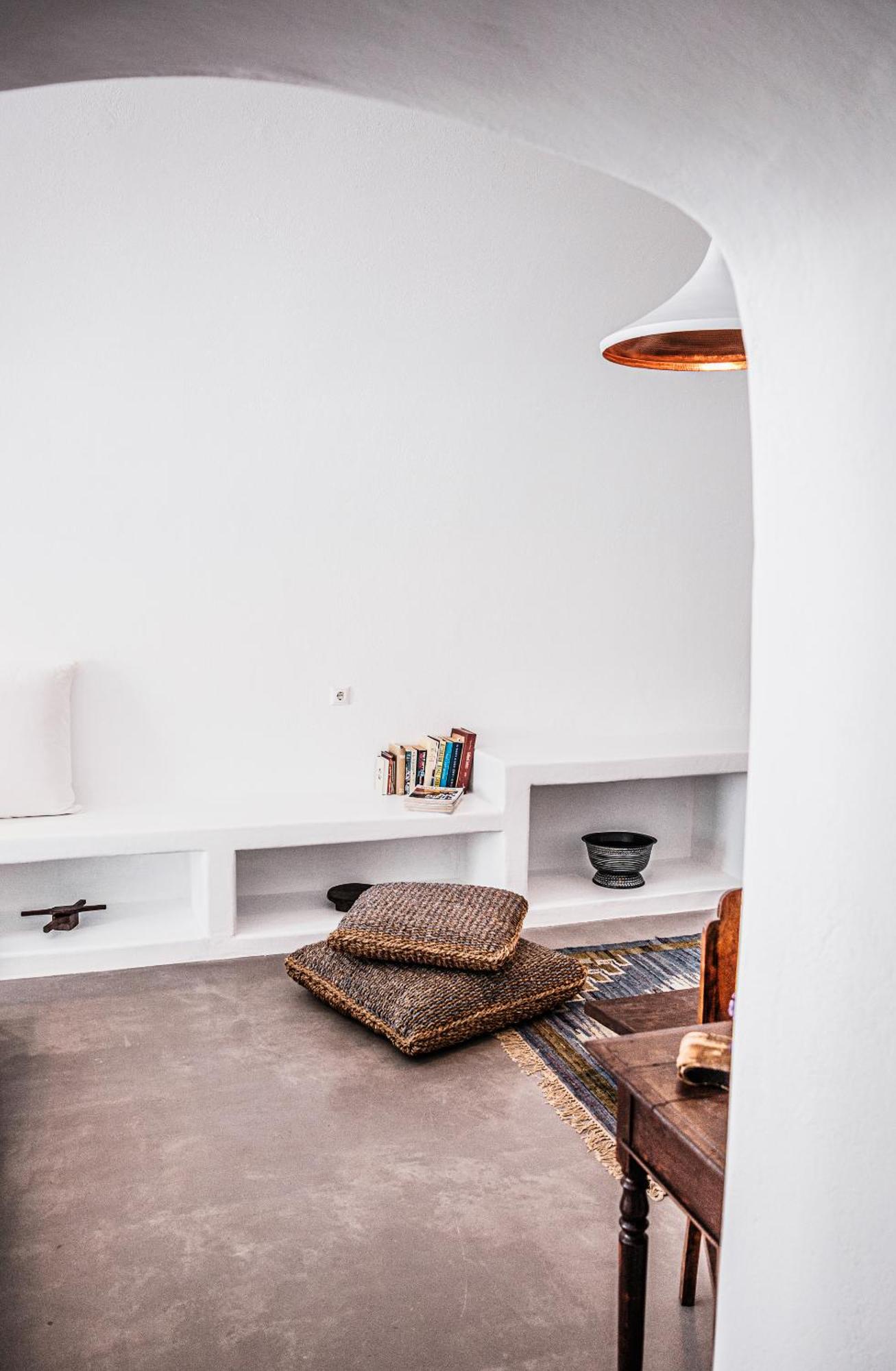 Castellana Cycladic House