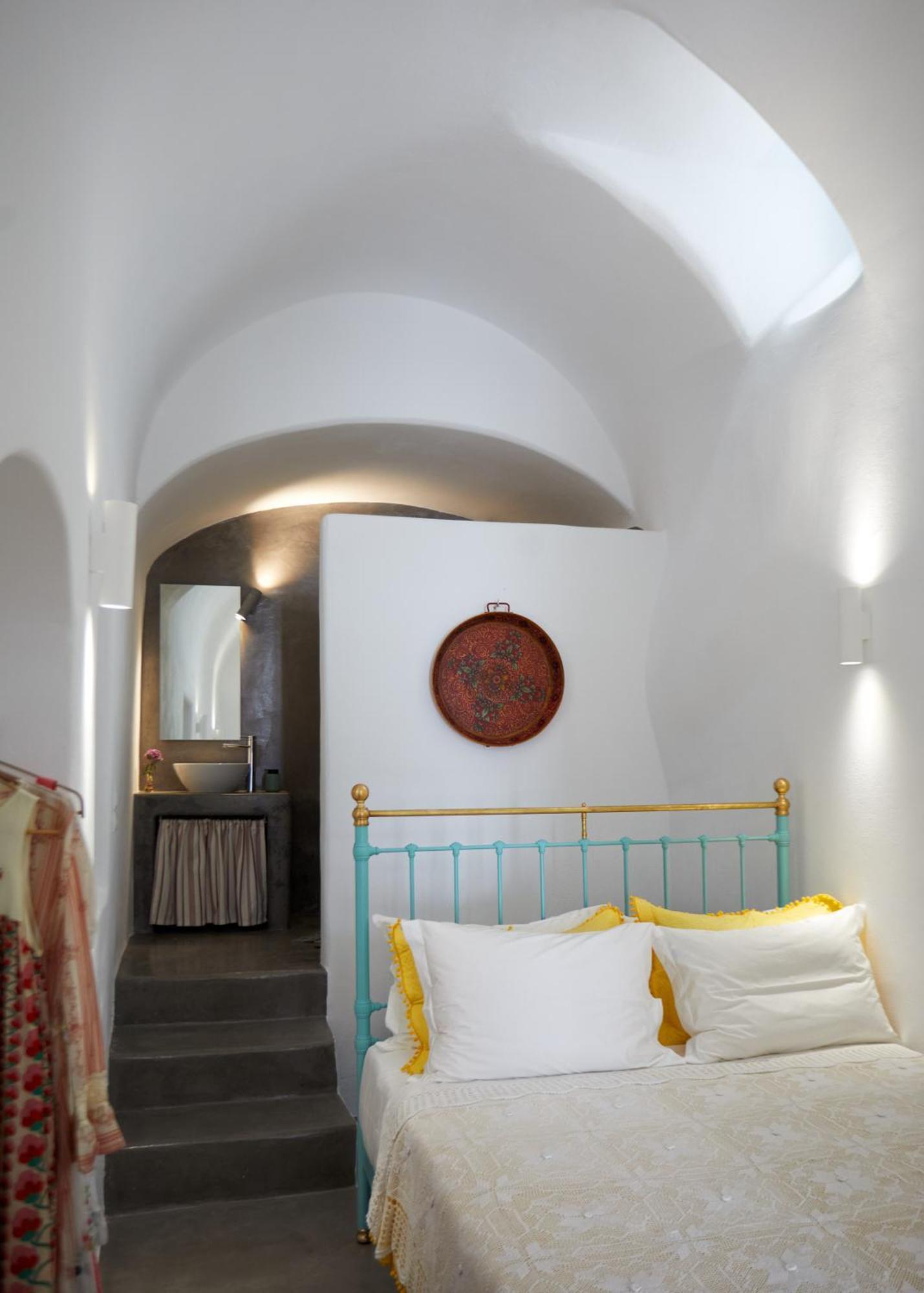 Castellana Cycladic House
